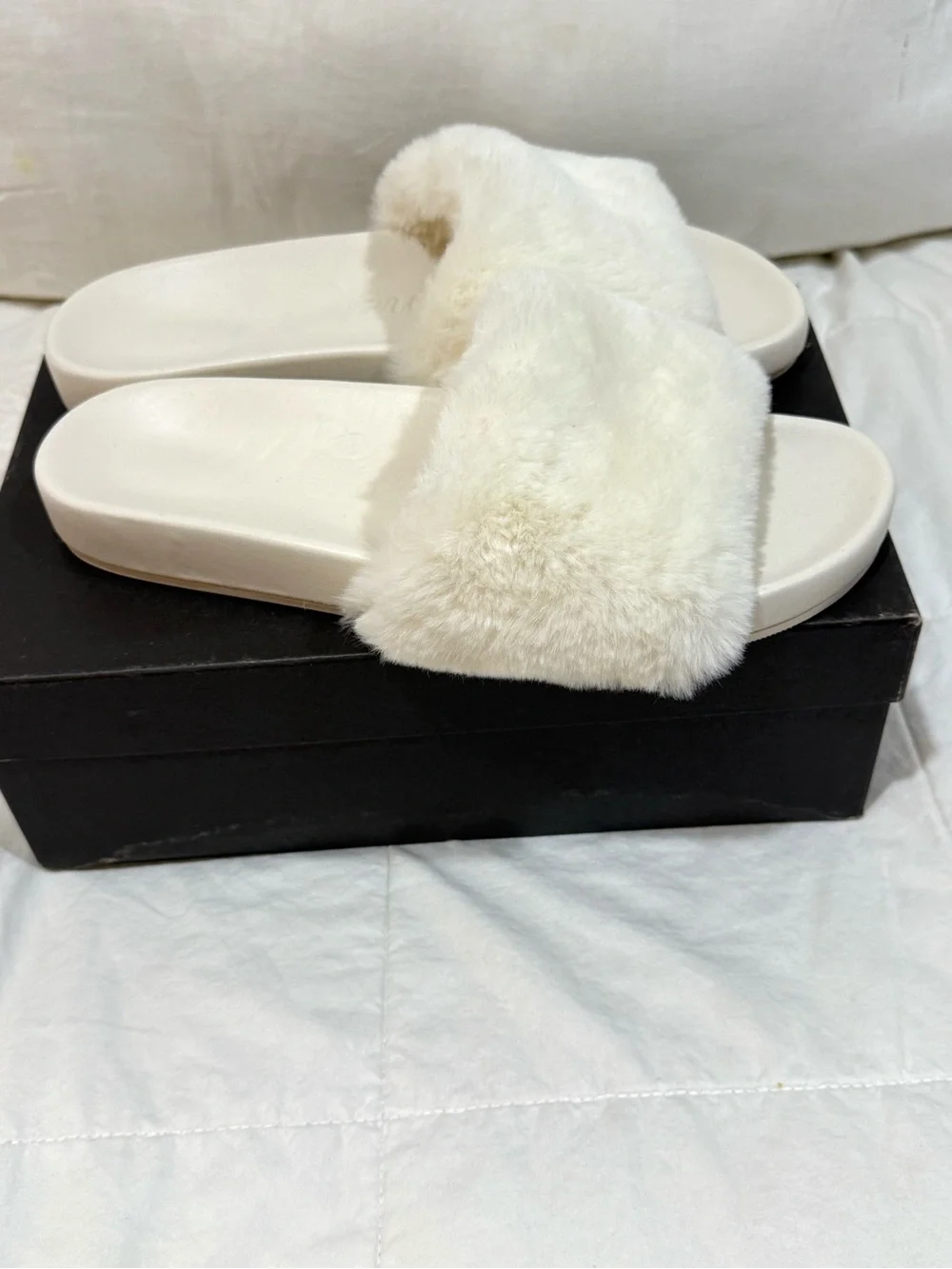 J. Crew Cream Pacific Fluffy-Strap Slide Sandals/Slippers BA189